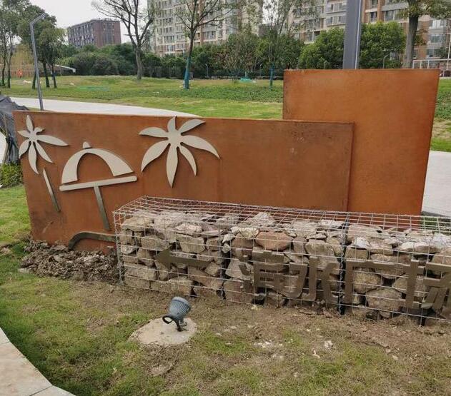 北流锈钢板挡土墙